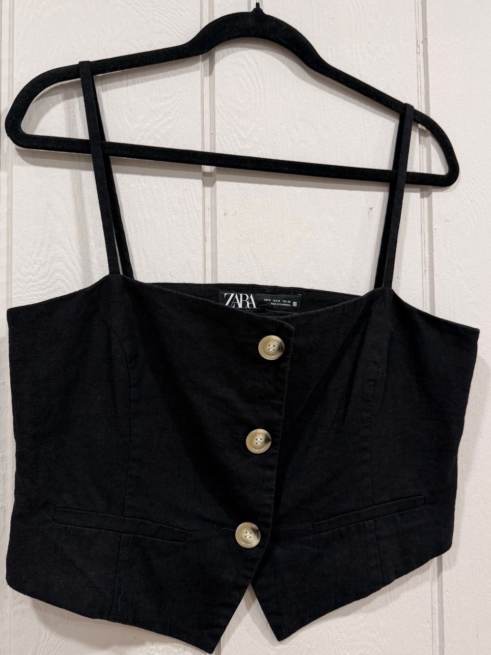 ZARA Black Button-Front Cropped Vest Top